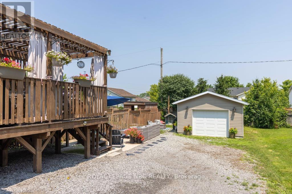 48 Hodgkins Avenue, Thorold, Ontario  L2V 1M1 - Photo 5 - X12944810