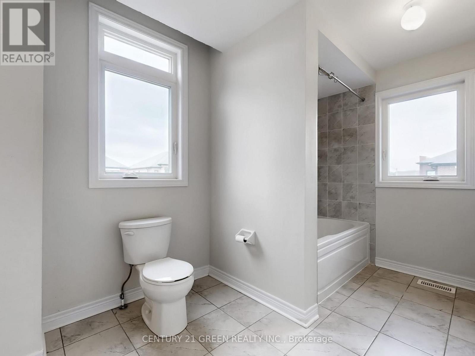 41 Bentgrass Drive, Welland, Ontario  L3B 0H4 - Photo 38 - X12944816