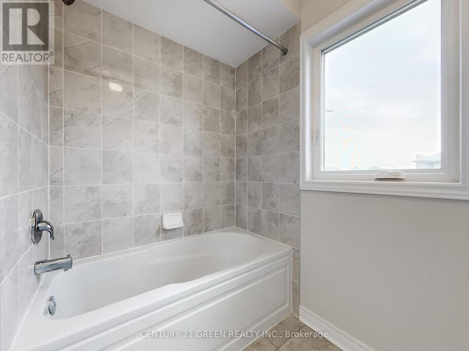 41 Bentgrass Drive, Welland, Ontario  L3B 0H4 - Photo 39 - X12944816