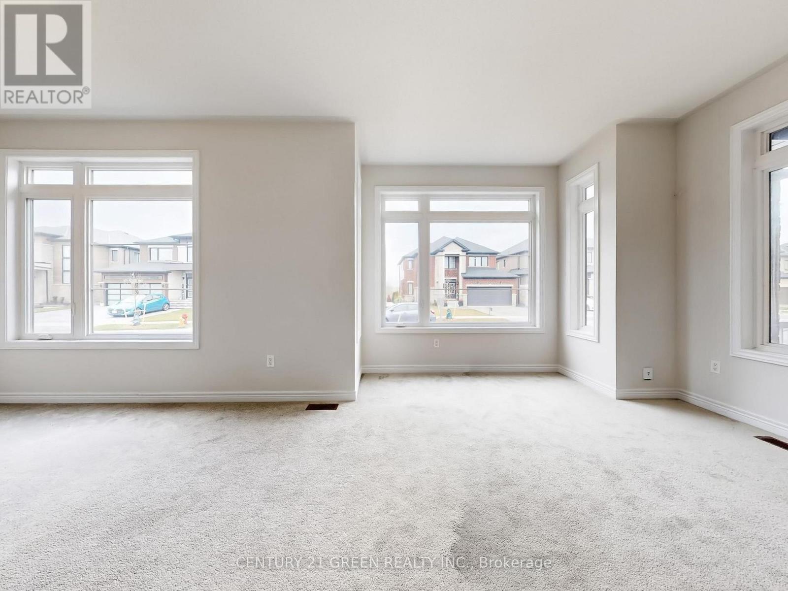 41 Bentgrass Drive, Welland, Ontario  L3B 0H4 - Photo 7 - X12944816