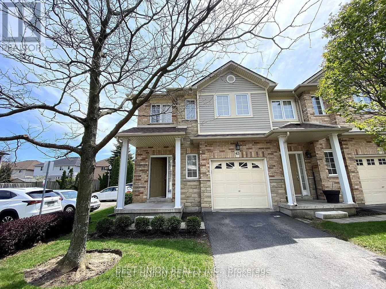 43 - 60 CLOVERLEAF DRIVE, Hamilton, Ontario