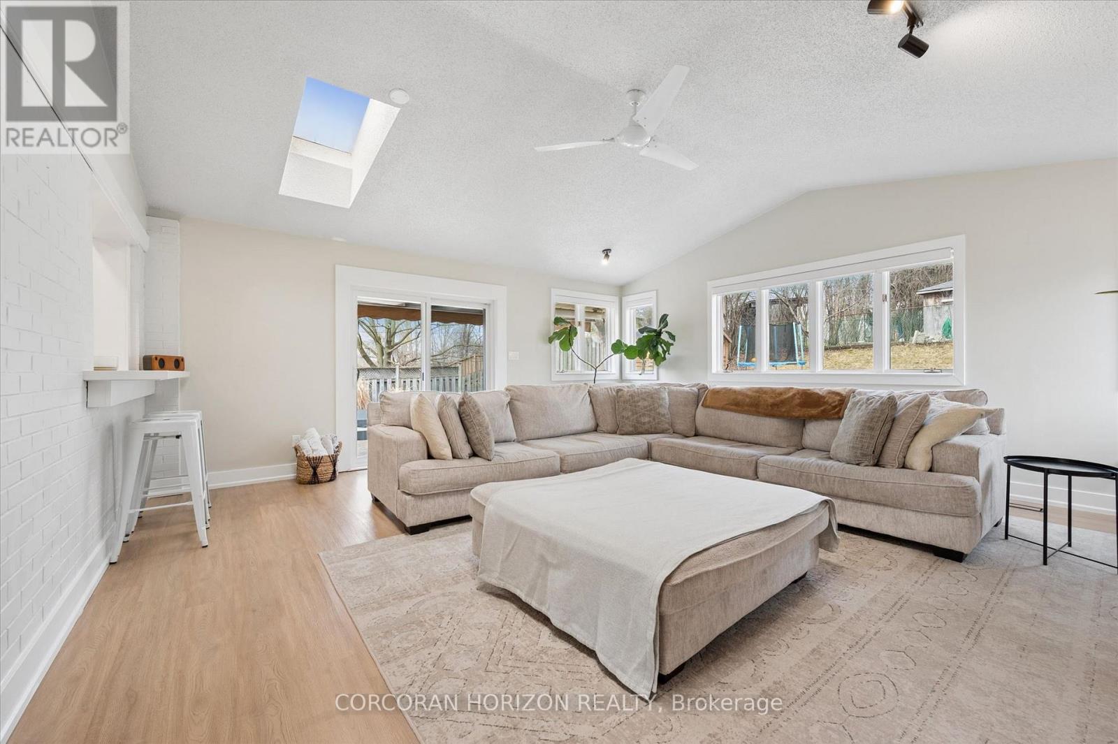 220 Mayfield Avenue, Waterloo, Ontario  N2J 3S5 - Photo 14 - X12944846