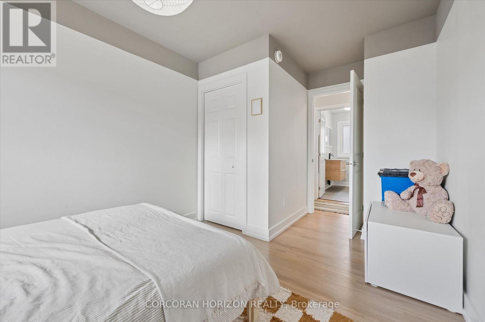 220 Mayfield Avenue, Waterloo, Ontario  N2J 3S5 - Photo 23 - X12944846