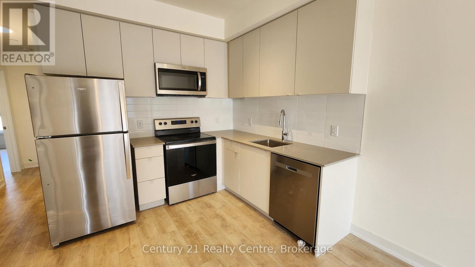 208b - 16 Melbourne Avenue, St. Catharines, Ontario  L2P 0G5 - Photo 9 - X12944884