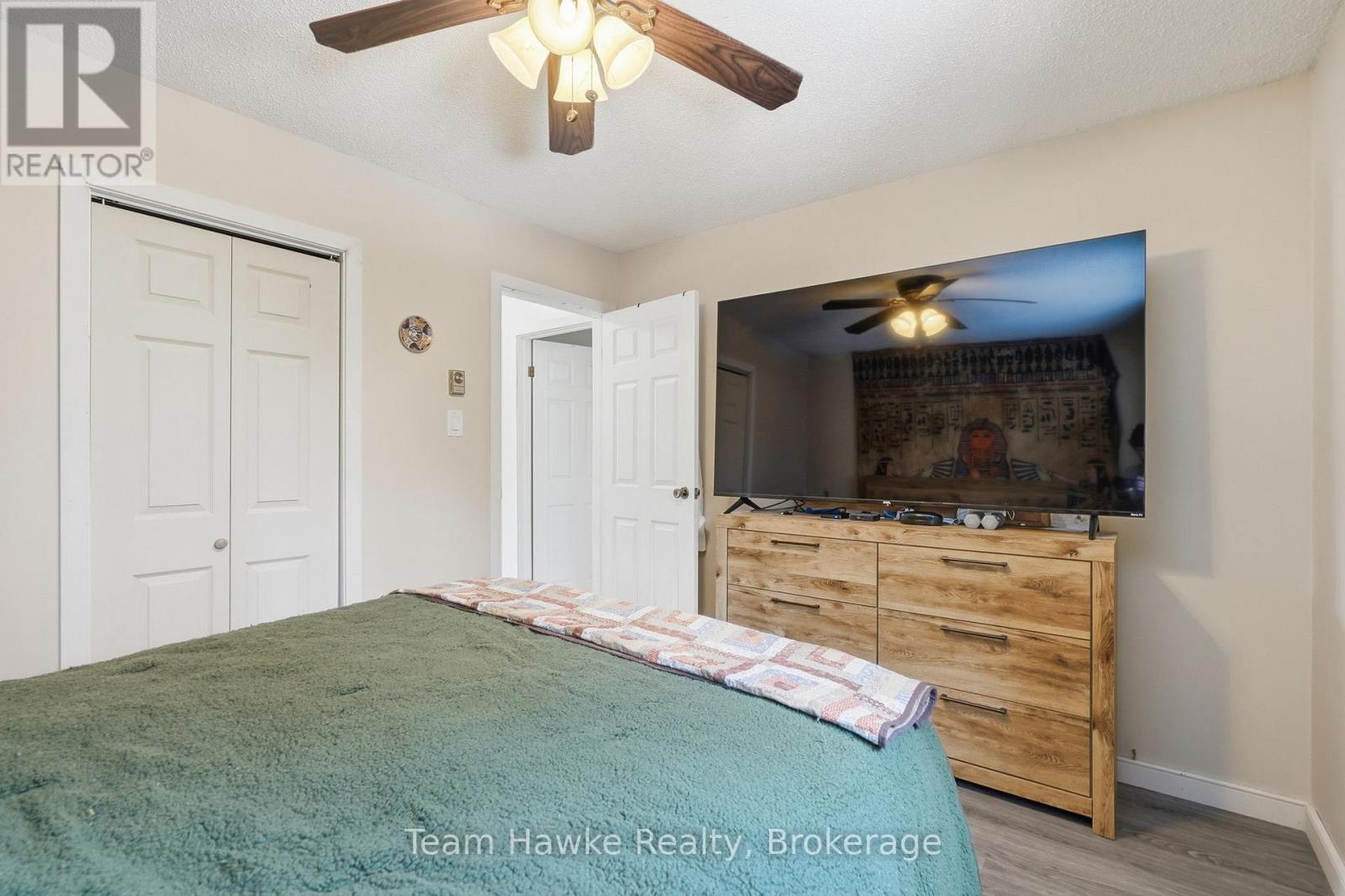 679 Simcoe Avenue, Tay, Ontario  L0K 1R0 - Photo 18 - S12945100