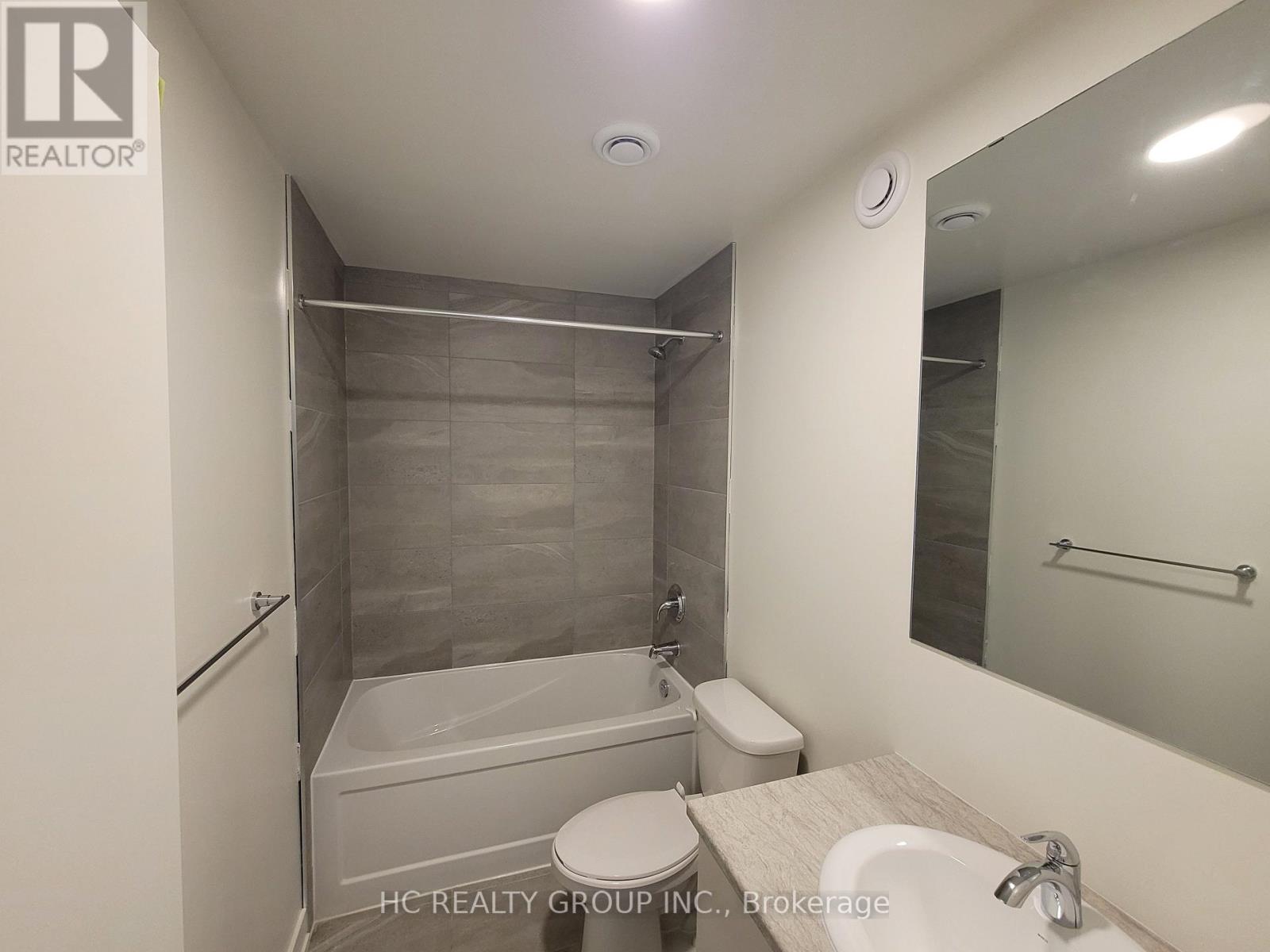 108b - 16 Melbourne Avenue, St. Catharines (E. Chester), Ontario  L2P 0G5 - Photo 12 - X12863492