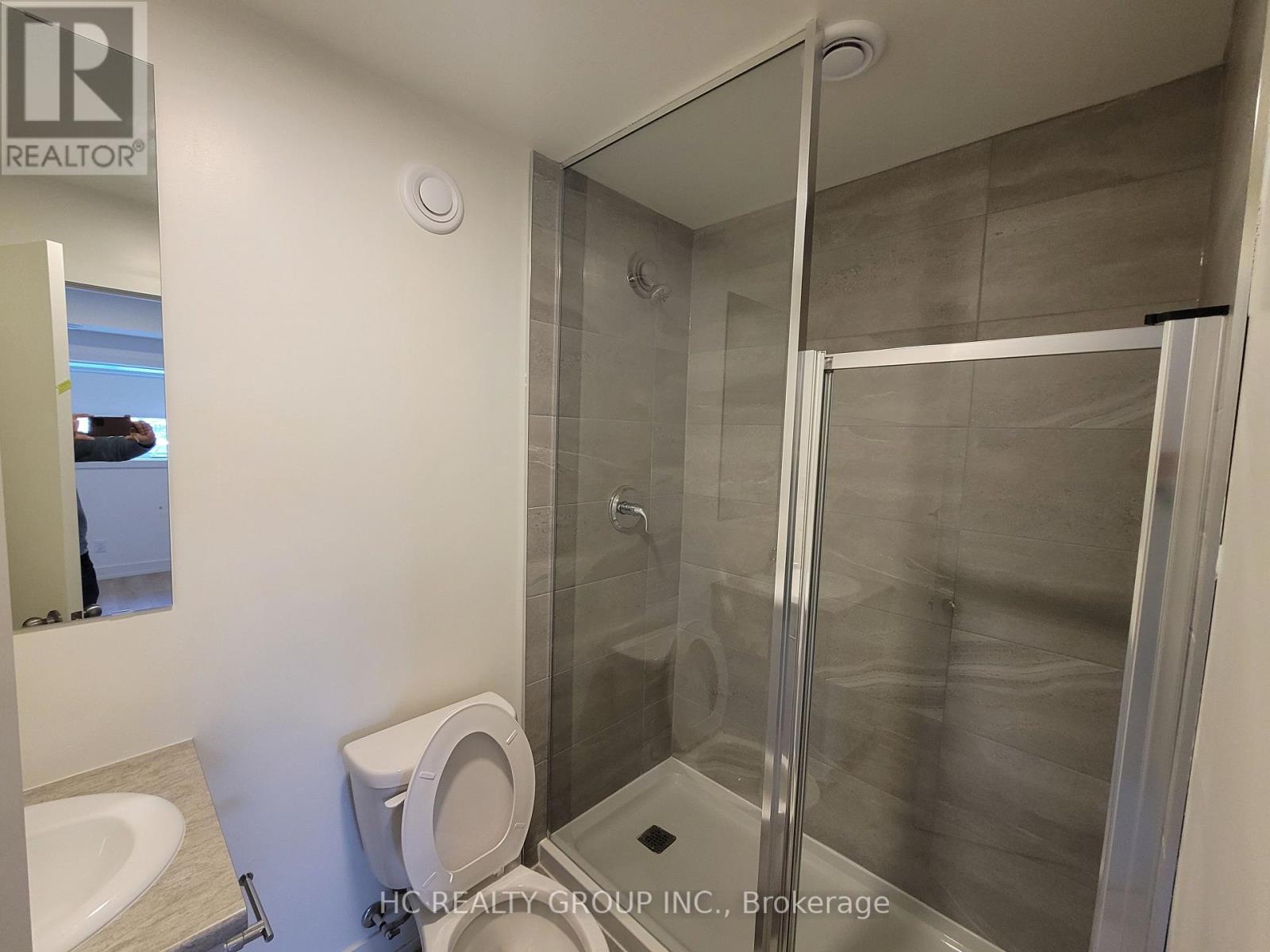 108b - 16 Melbourne Avenue, St. Catharines (E. Chester), Ontario  L2P 0G5 - Photo 8 - X12863492