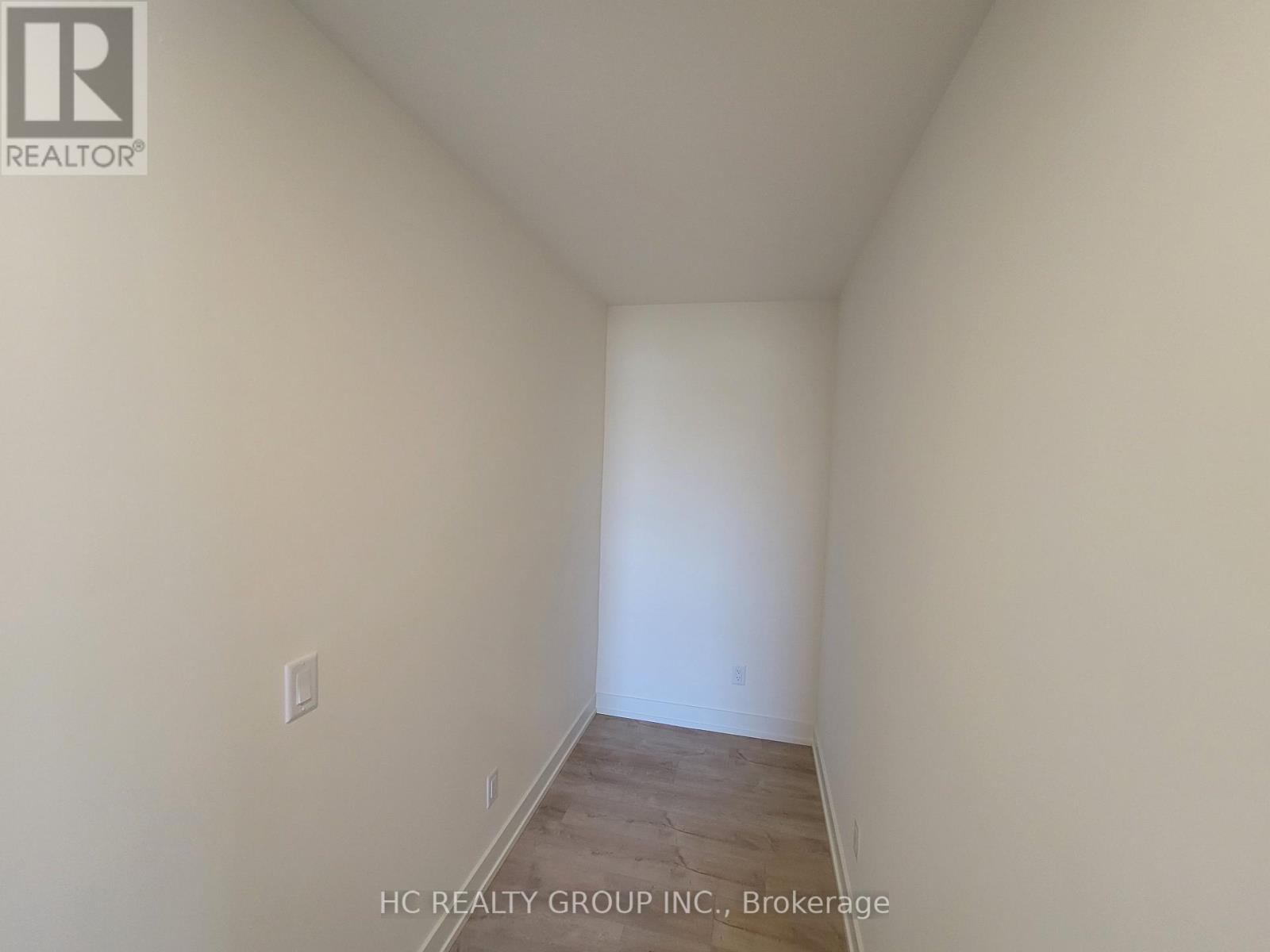 201a - 16 Melbourne Avenue, St. Catharines (E. Chester), Ontario  L2P 0G5 - Photo 9 - X12863540