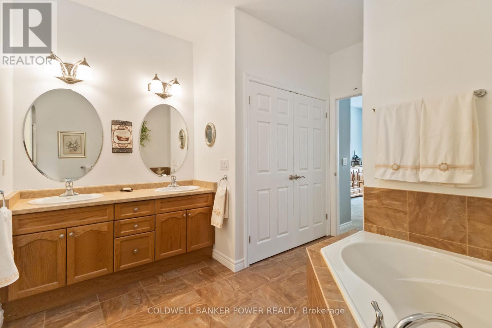 5 - 2295 Kains Road, London South, Ontario  N6K 5E2 - Photo 22 - X12801300