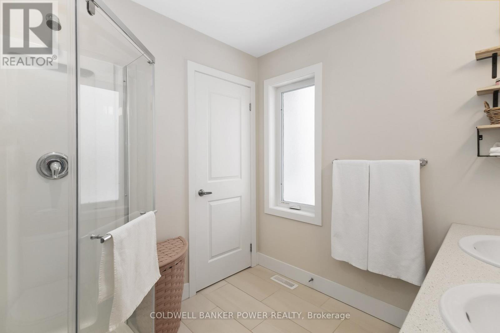 405 Edgevalley Road, London East, Ontario  N5V 0C2 - Photo 27 - X12820392