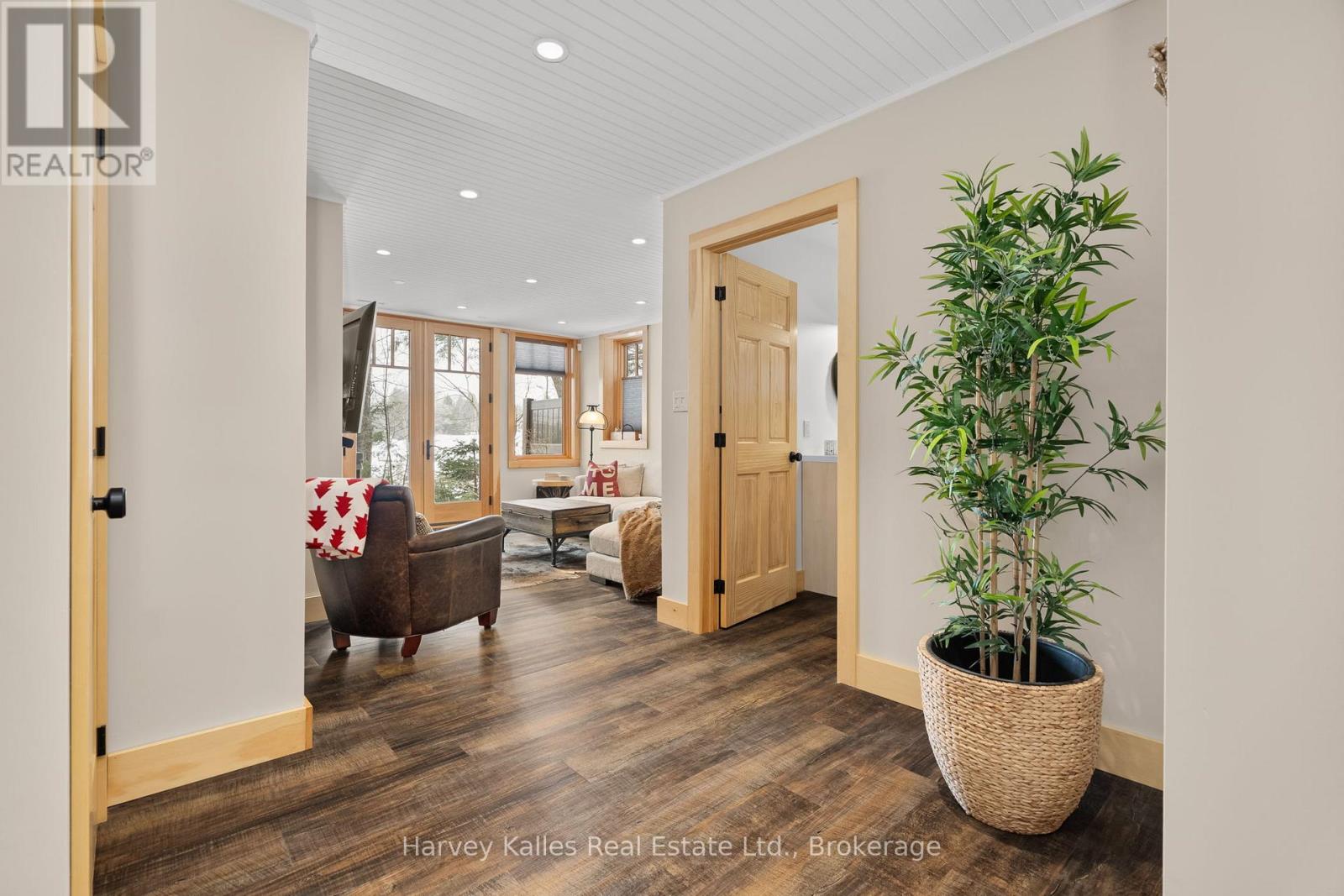 55 Clubhouse Drive, Huntsville, Ontario  P1H 1B1 - Photo 32 - X12944902