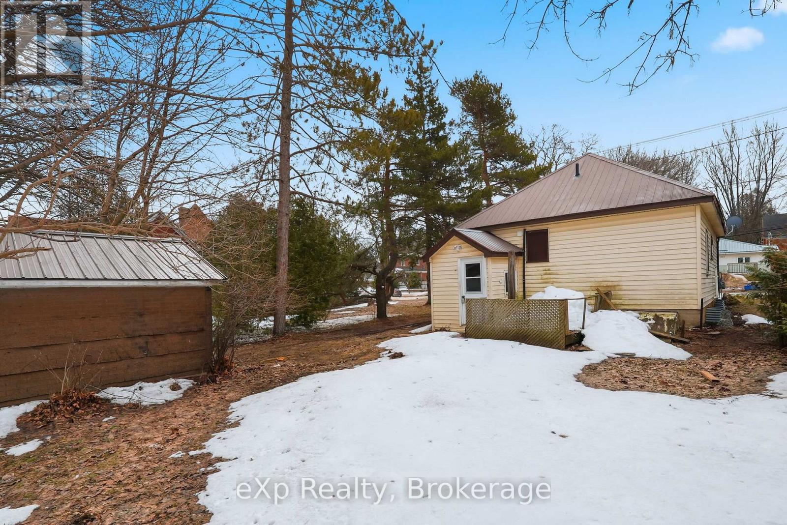 436 Frank Street, South Bruce Peninsula, Ontario  N0H 2T0 - Photo 28 - X12944946