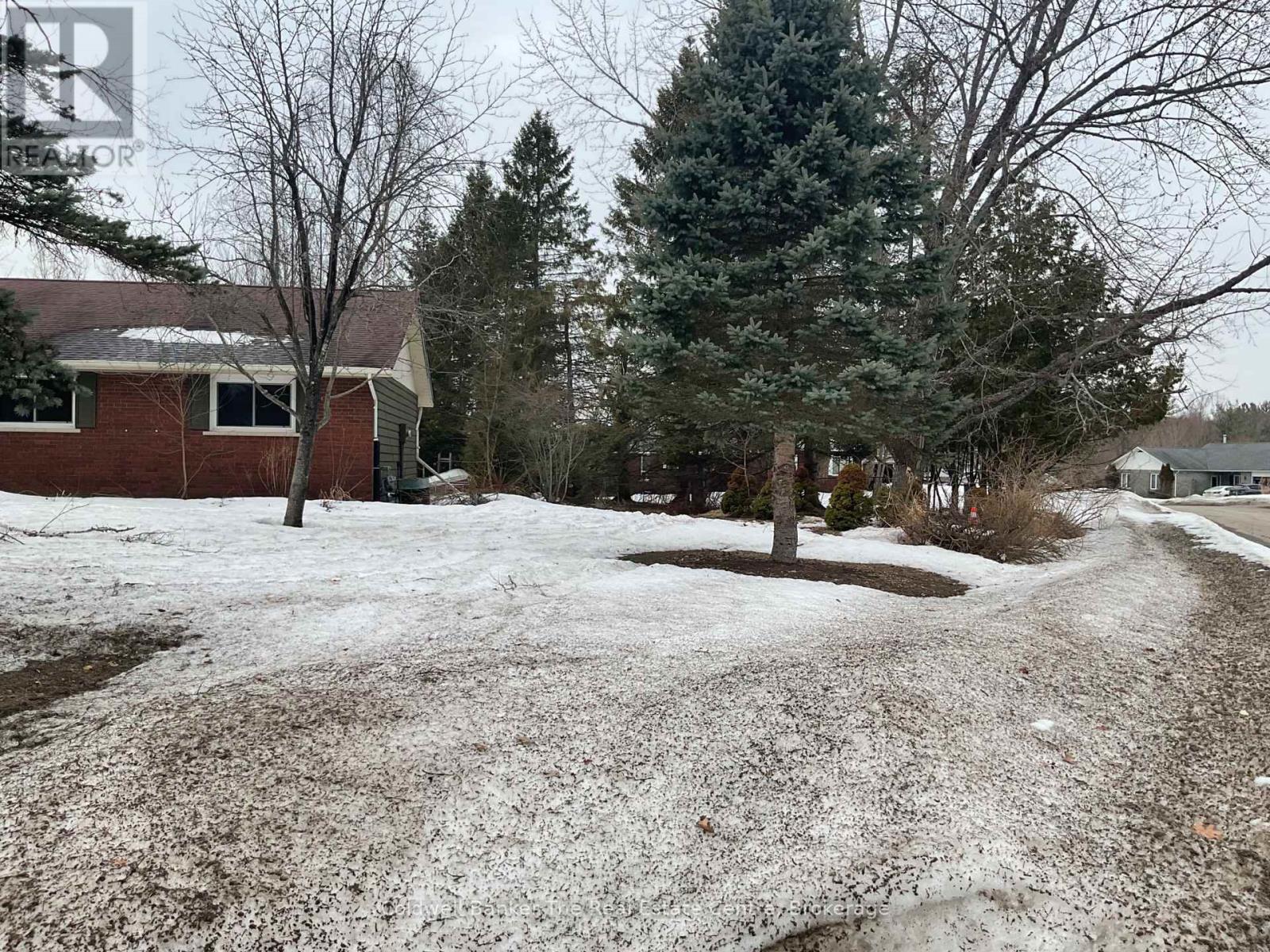 3 Glendale Road, Bracebridge, Ontario  P1L 1B3 - Photo 5 - X12944972