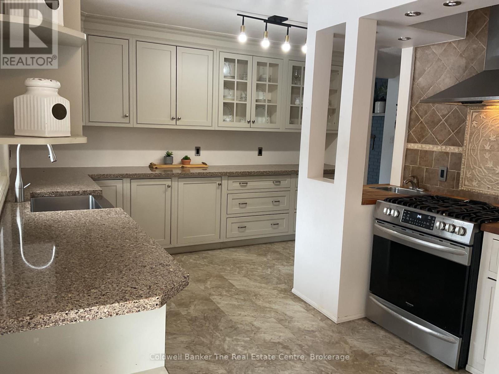 3 Glendale Road, Bracebridge, Ontario  P1L 1B3 - Photo 9 - X12944972