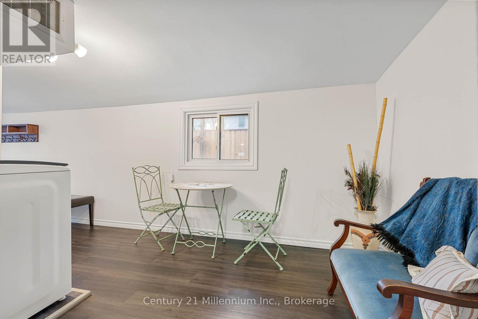 251 William Street, South Bruce Peninsula, Ontario  N0H 2T0 - Photo 15 - X12945032