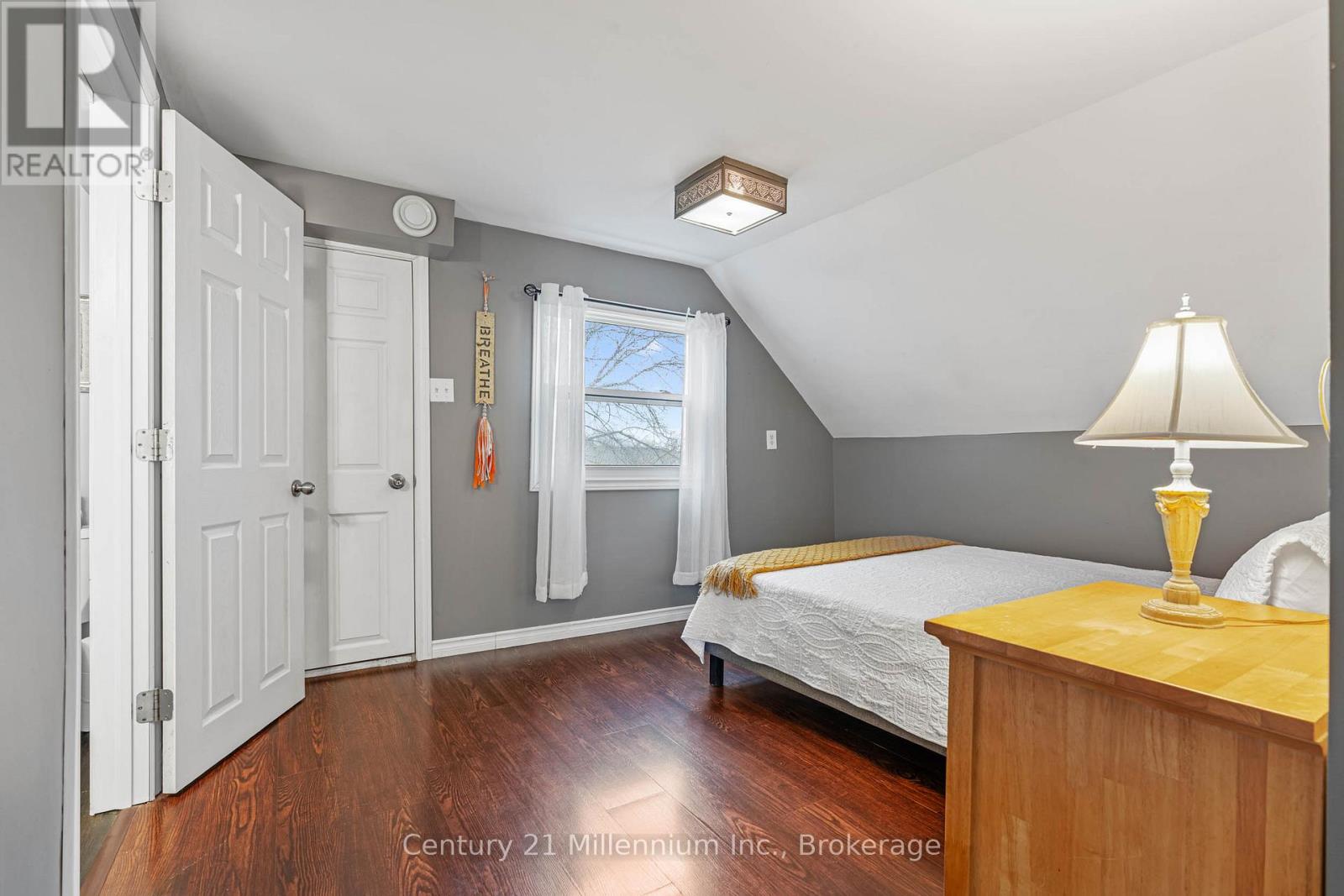 251 William Street, South Bruce Peninsula, Ontario  N0H 2T0 - Photo 23 - X12945032