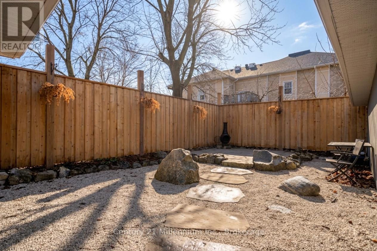 251 William Street, South Bruce Peninsula, Ontario  N0H 2T0 - Photo 4 - X12945032