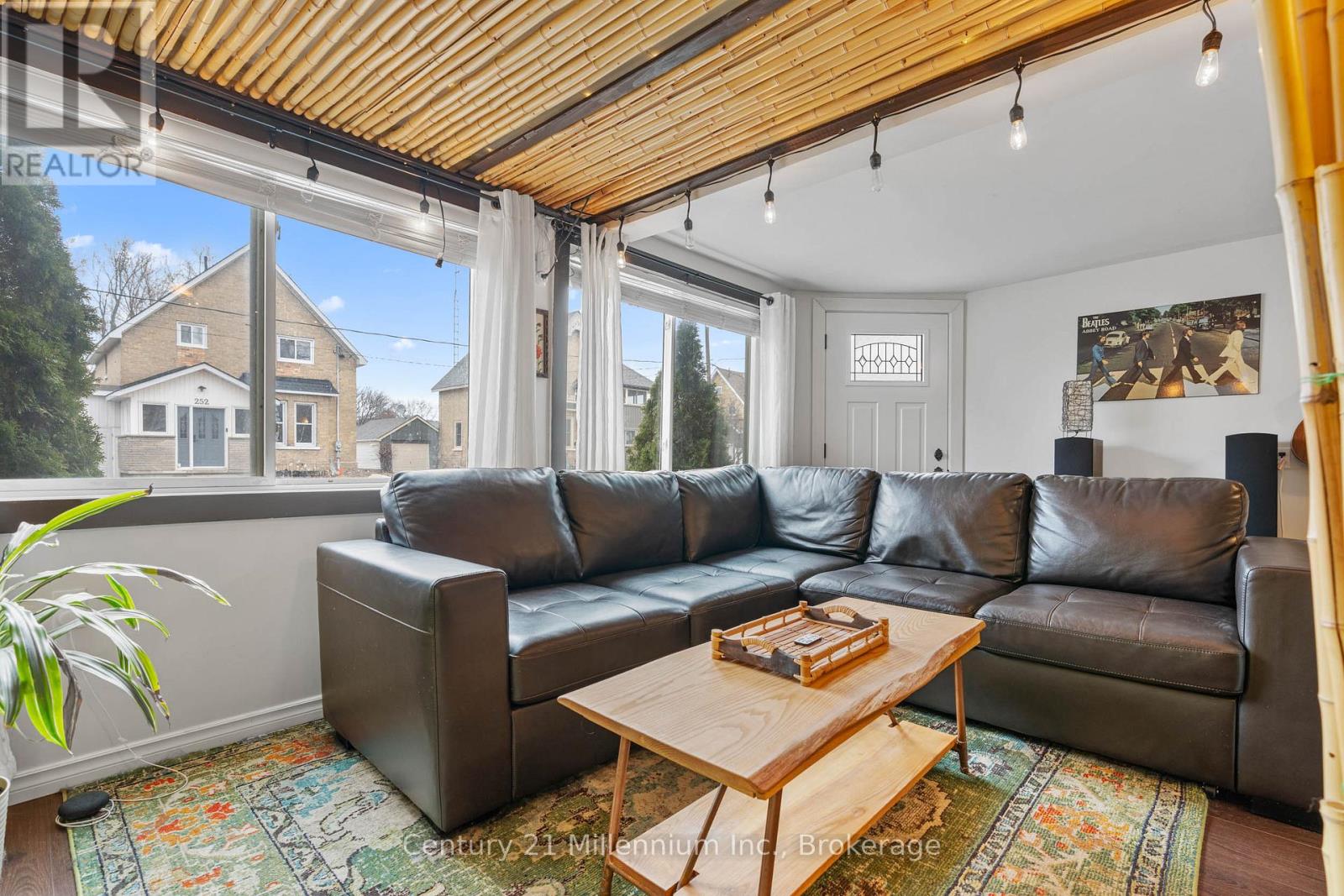 251 William Street, South Bruce Peninsula, Ontario  N0H 2T0 - Photo 9 - X12945032