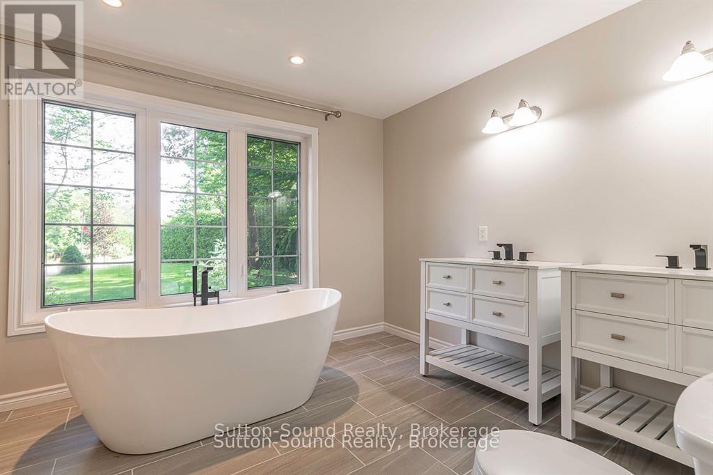 124 Golden Pond Drive, South Bruce Peninsula, Ontario  N0H 2T0 - Photo 12 - X12945110