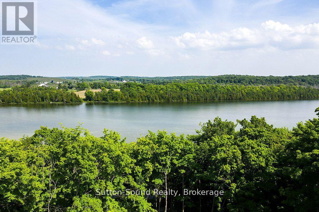 124 Golden Pond Drive, South Bruce Peninsula, Ontario  N0H 2T0 - Photo 32 - X12945110