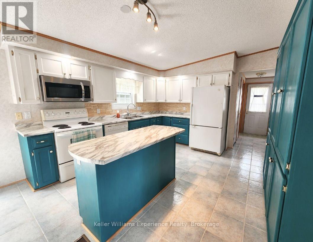 J-24 - 6512 Minto Line 12, Minto, Ontario  N0G 1M0 - Photo 8 - X12945228