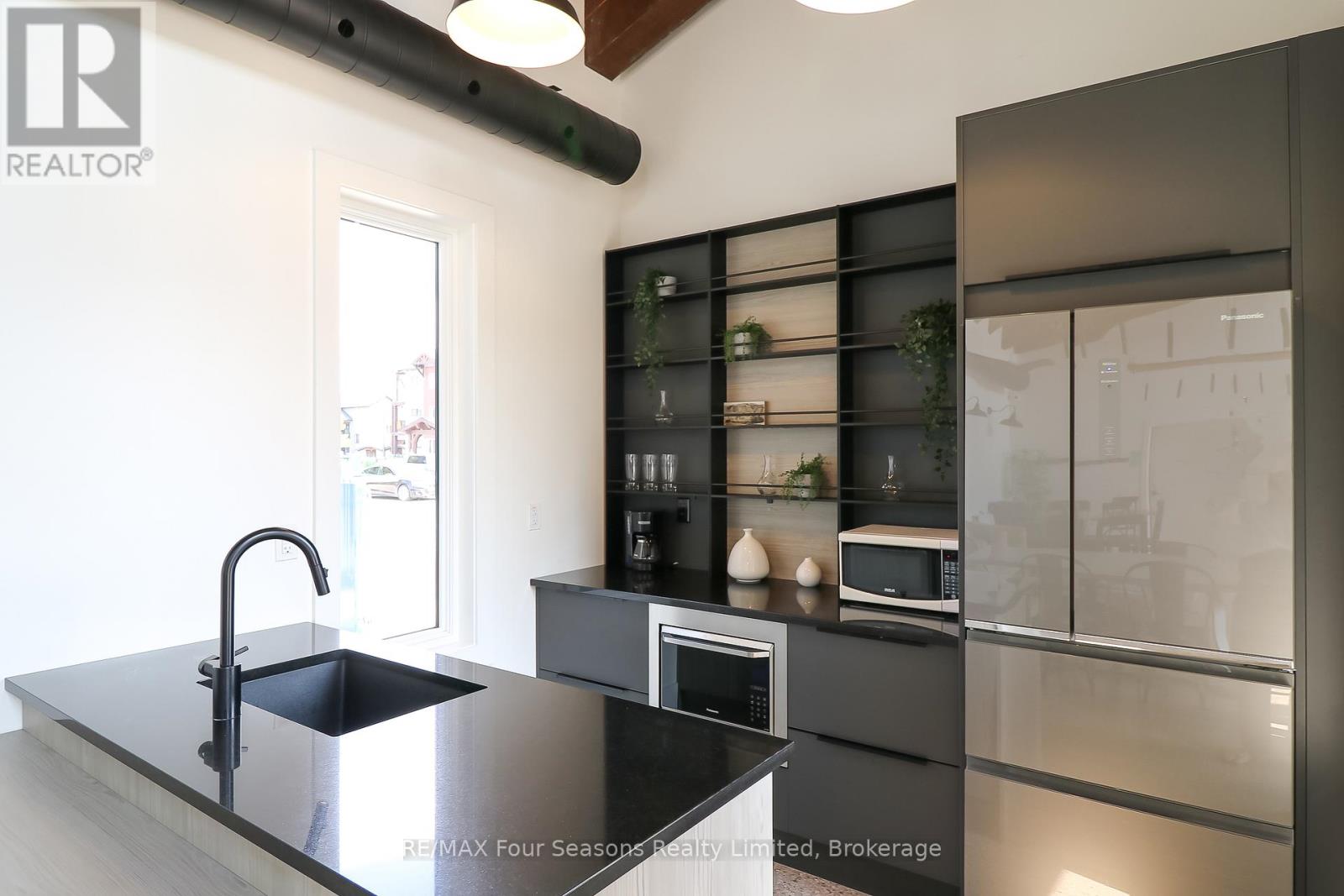 107 - 12 Beausoleil Lane, Blue Mountains, Ontario  L9Y 2X5 - Photo 42 - X12945254