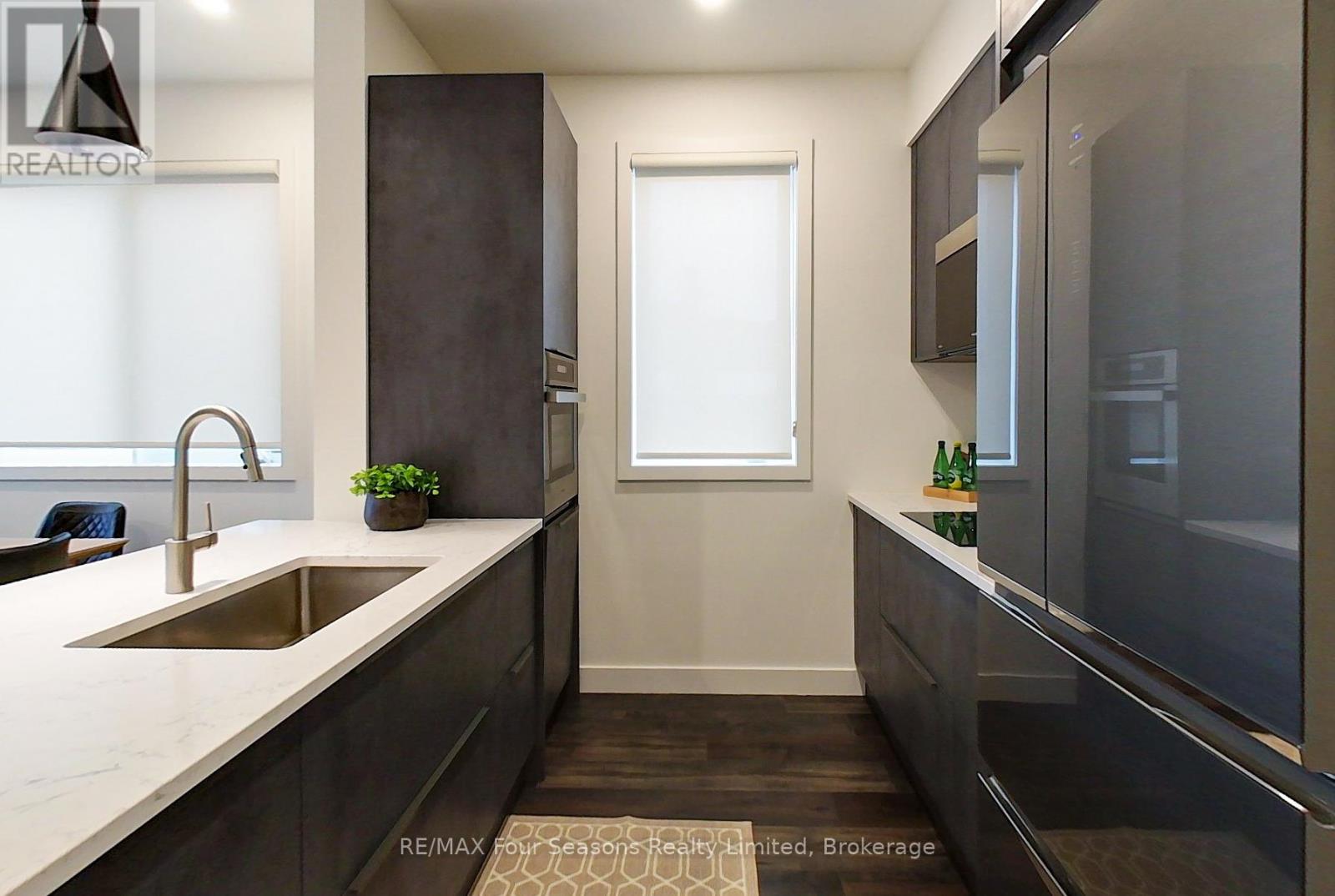 107 - 12 Beausoleil Lane, Blue Mountains, Ontario  L9Y 2X5 - Photo 7 - X12945254