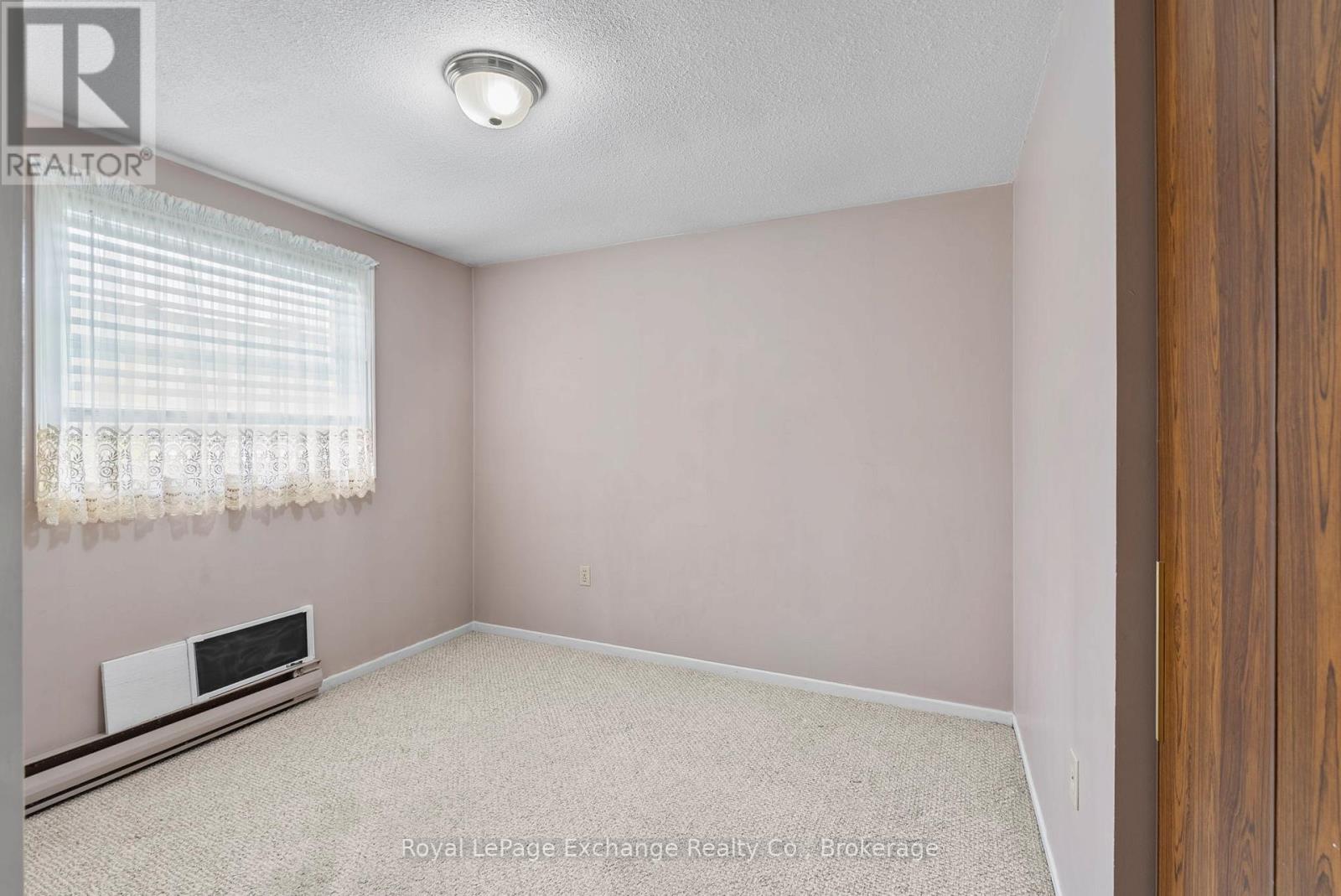 41 Philip Place, Kincardine, Ontario  N2Z 2E2 - Photo 13 - X12945288