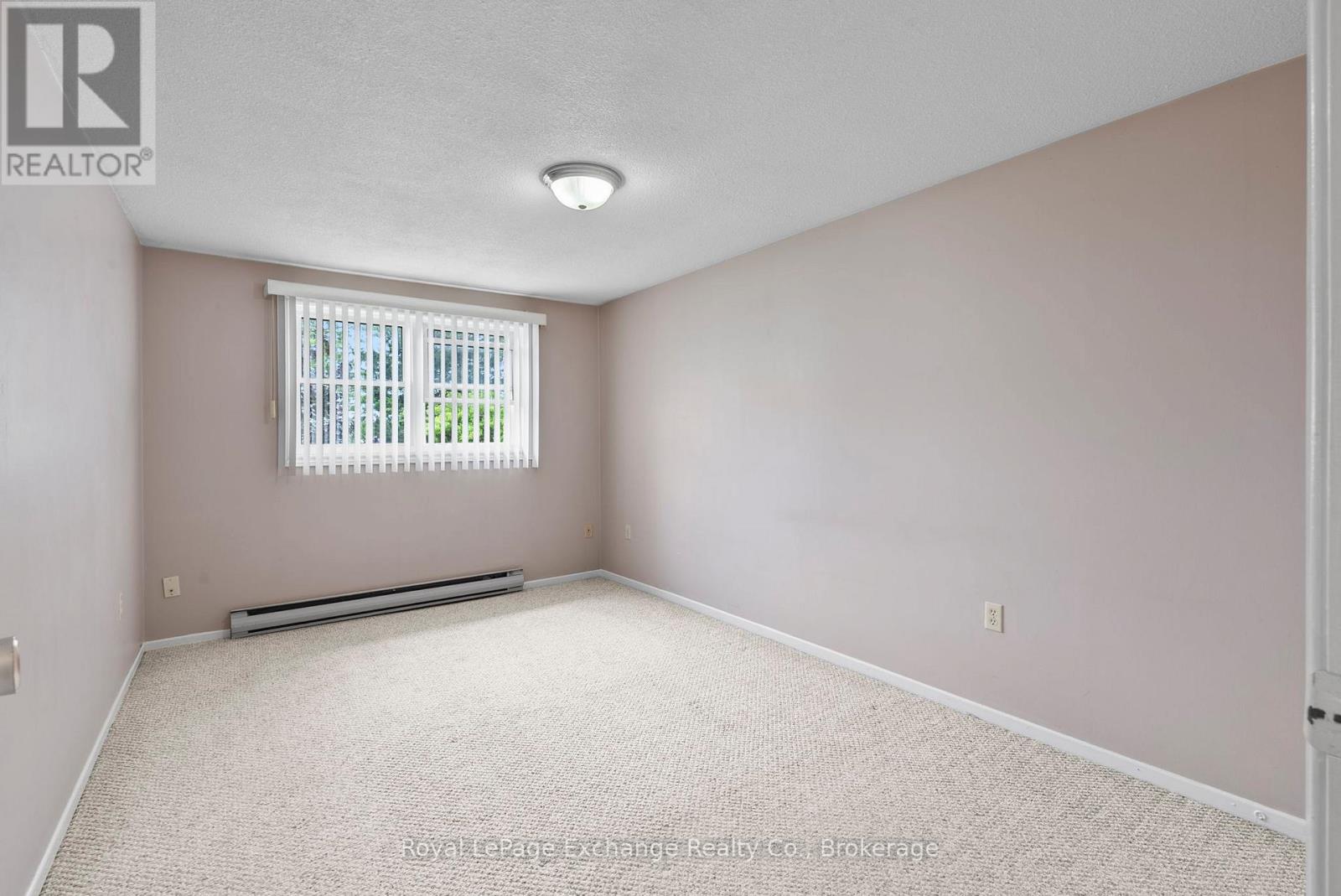 41 Philip Place, Kincardine, Ontario  N2Z 2E2 - Photo 14 - X12945288