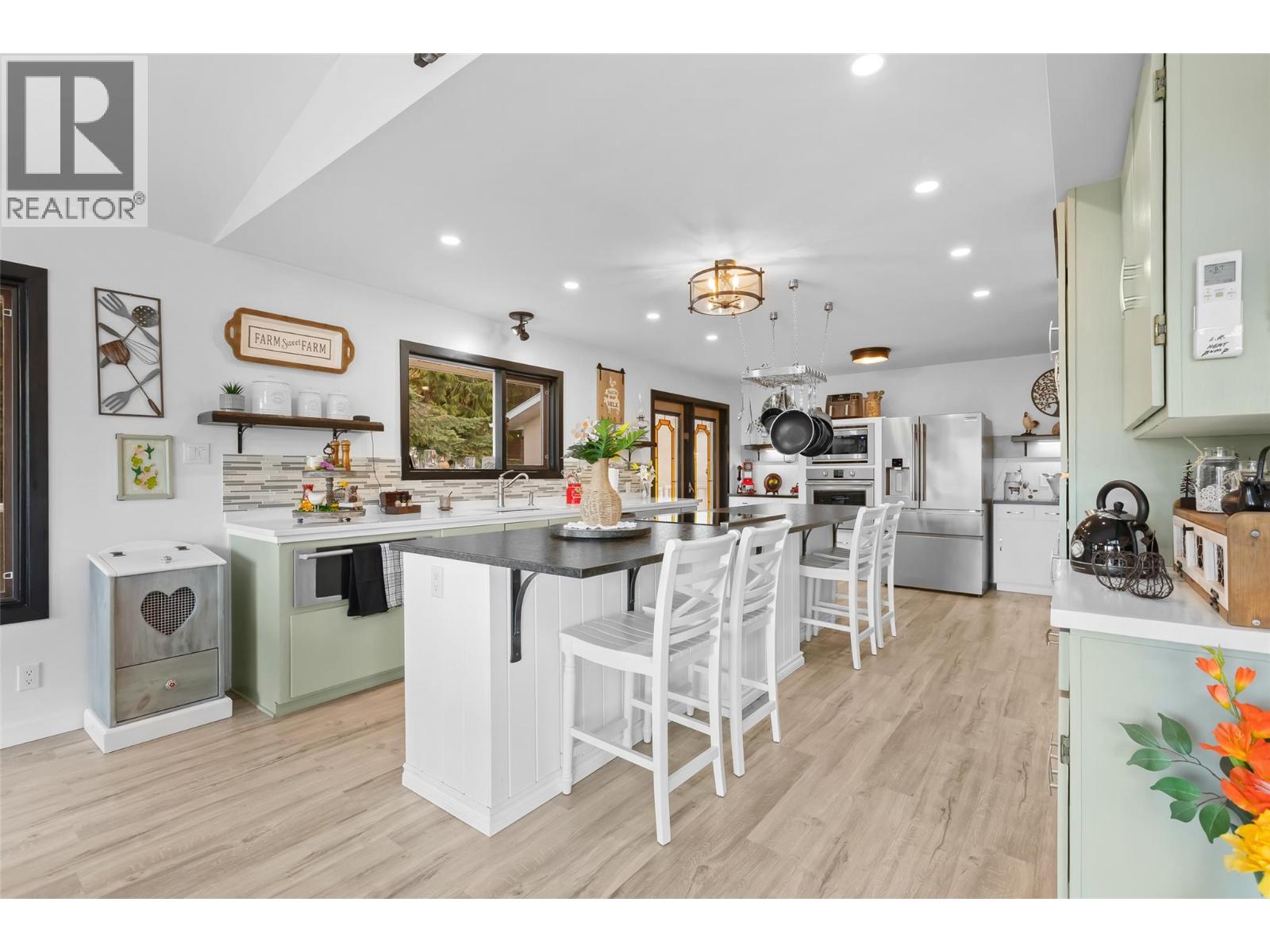 940 Peterman Road, Creston, British Columbia  V0B 1G7 - Photo 8 - 10381498