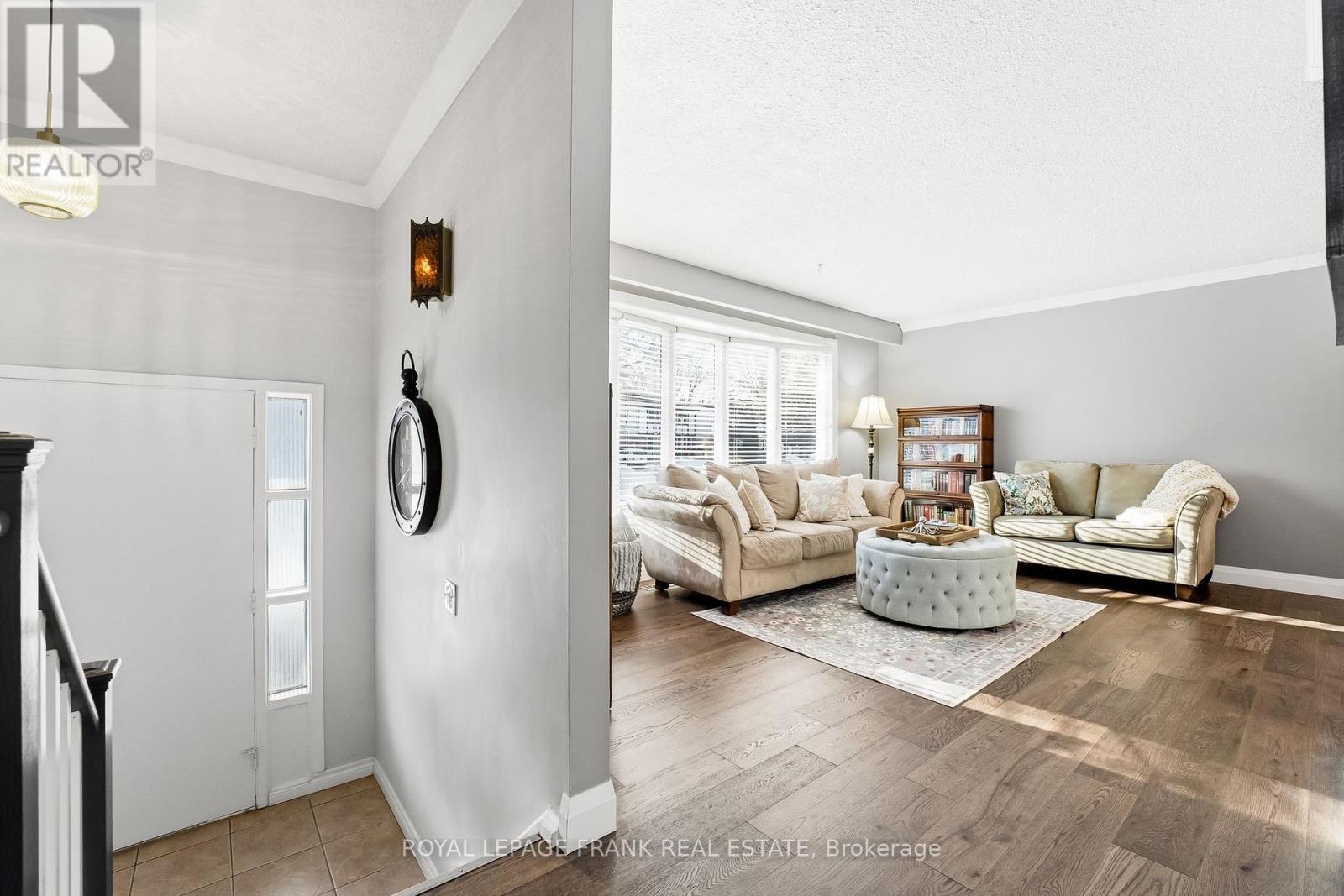 489 Crestwood Drive, Oshawa, Ontario  L1G 2R4 - Photo 6 - E12945076