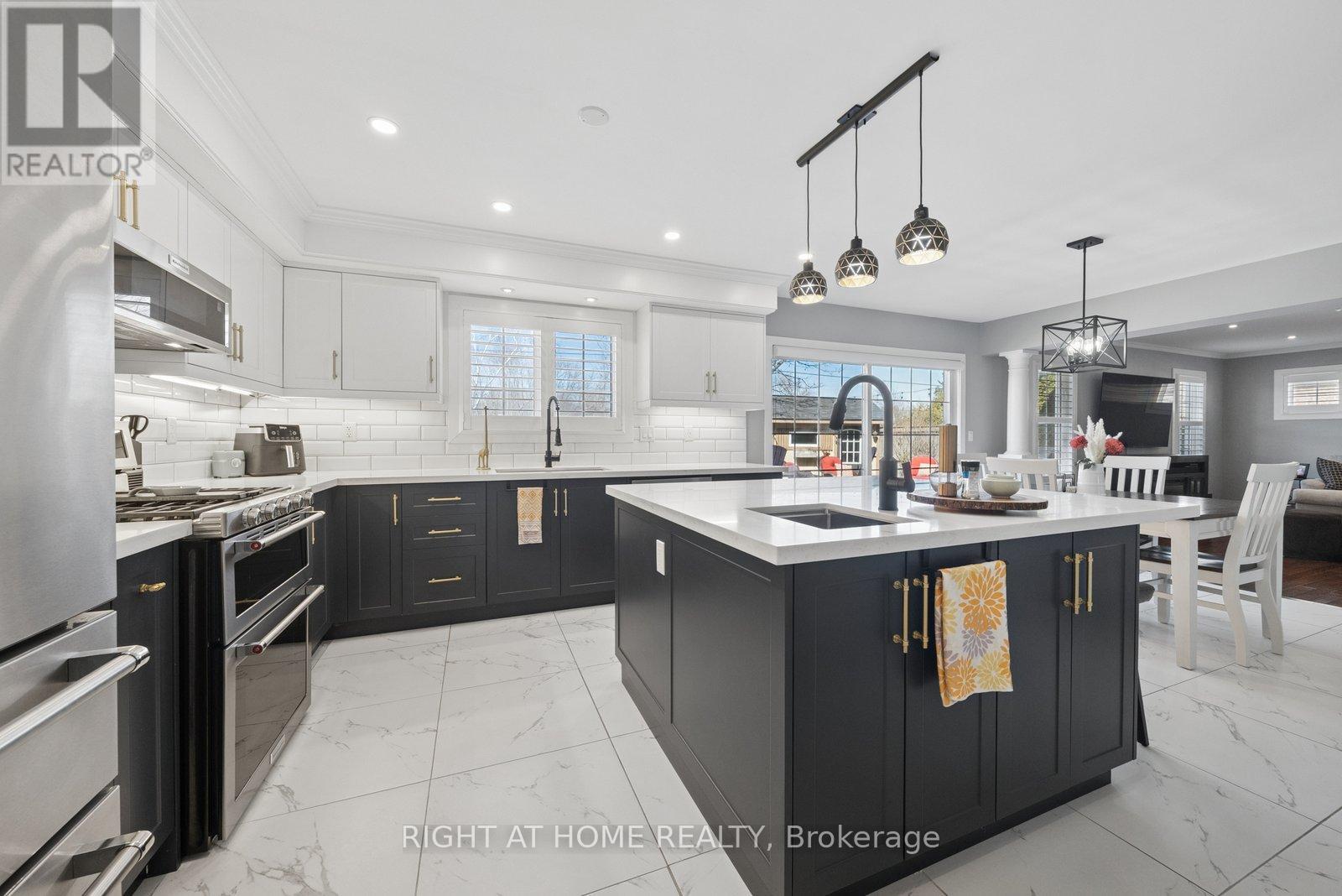 68 Jennings Drive, Clarington, Ontario  L1C 0C2 - Photo 3 - E12945170