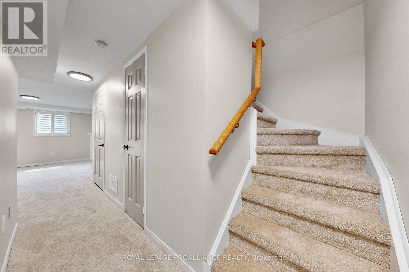 58 Coleridge Drive, Newmarket, Ontario  L3X 2T6 - Photo 32 - N12944984