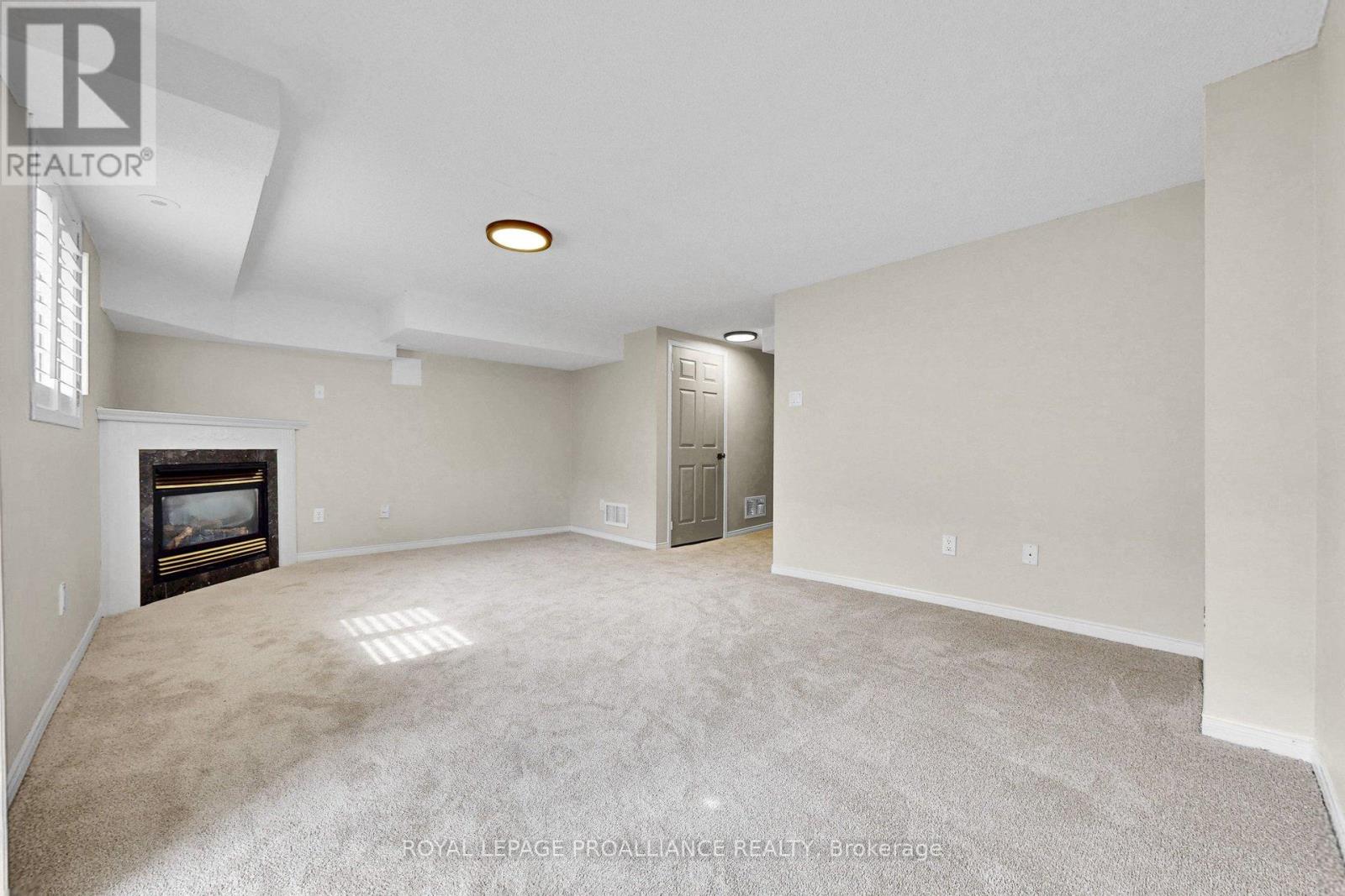 58 Coleridge Drive, Newmarket, Ontario  L3X 2T6 - Photo 36 - N12944984