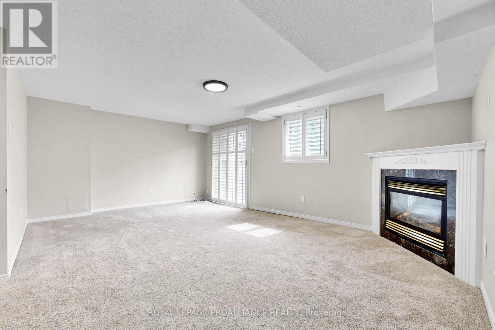 58 Coleridge Drive, Newmarket, Ontario  L3X 2T6 - Photo 38 - N12944984