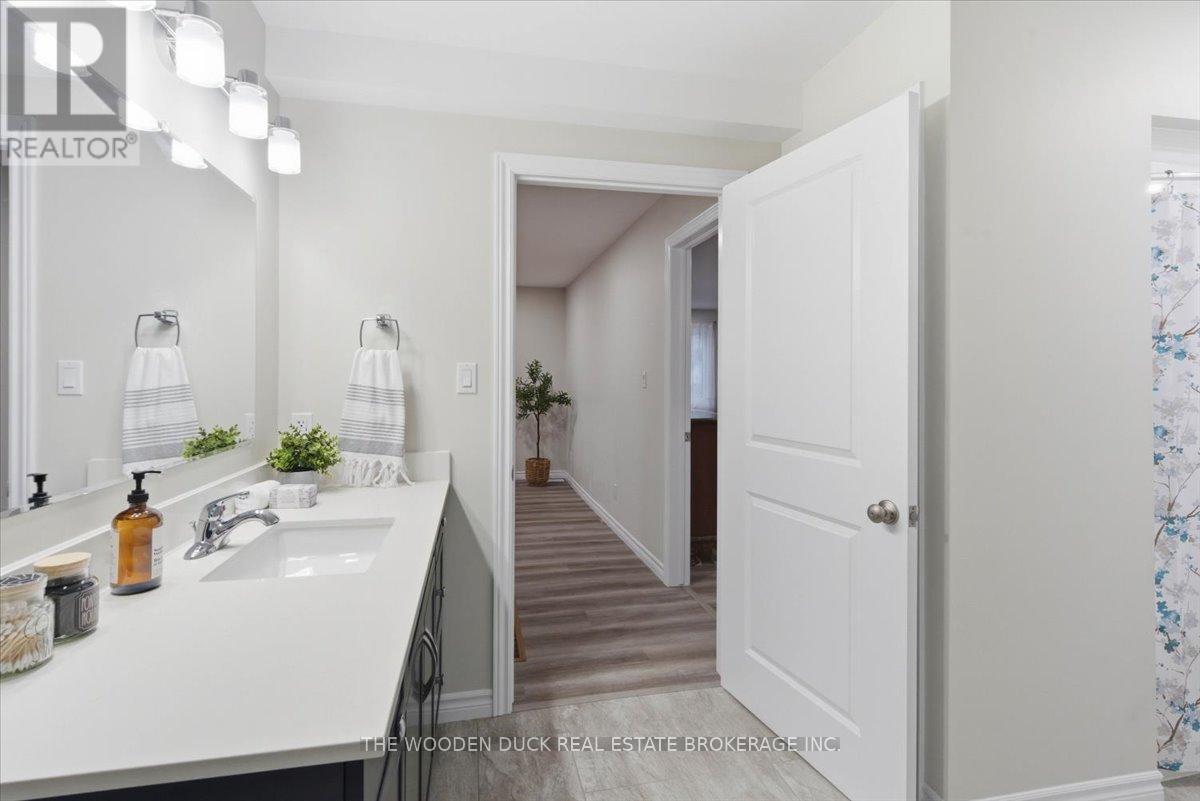 4329 Old Hwy 2 Highway, Belleville, Ontario  K8N 4Z4 - Photo 15 - X12945268