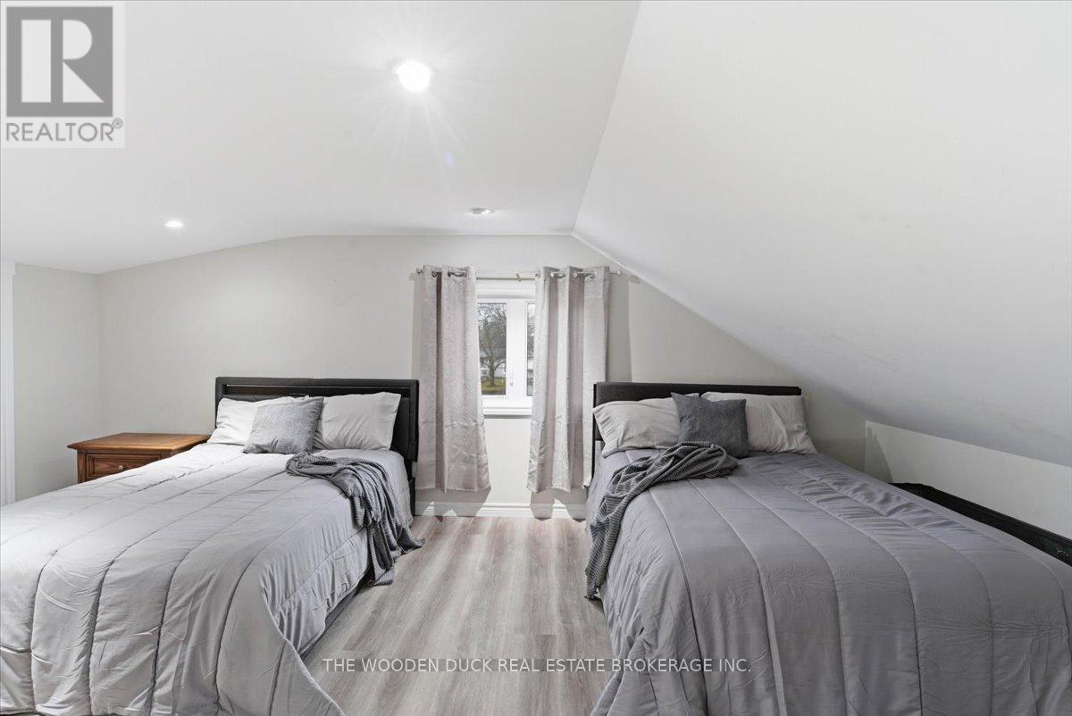 4329 Old Hwy 2 Highway, Belleville, Ontario  K8N 4Z4 - Photo 25 - X12945268