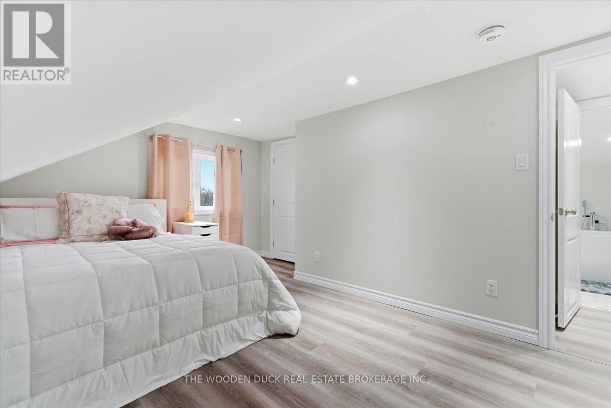 4329 Old Hwy 2 Highway, Belleville, Ontario  K8N 4Z4 - Photo 32 - X12945268