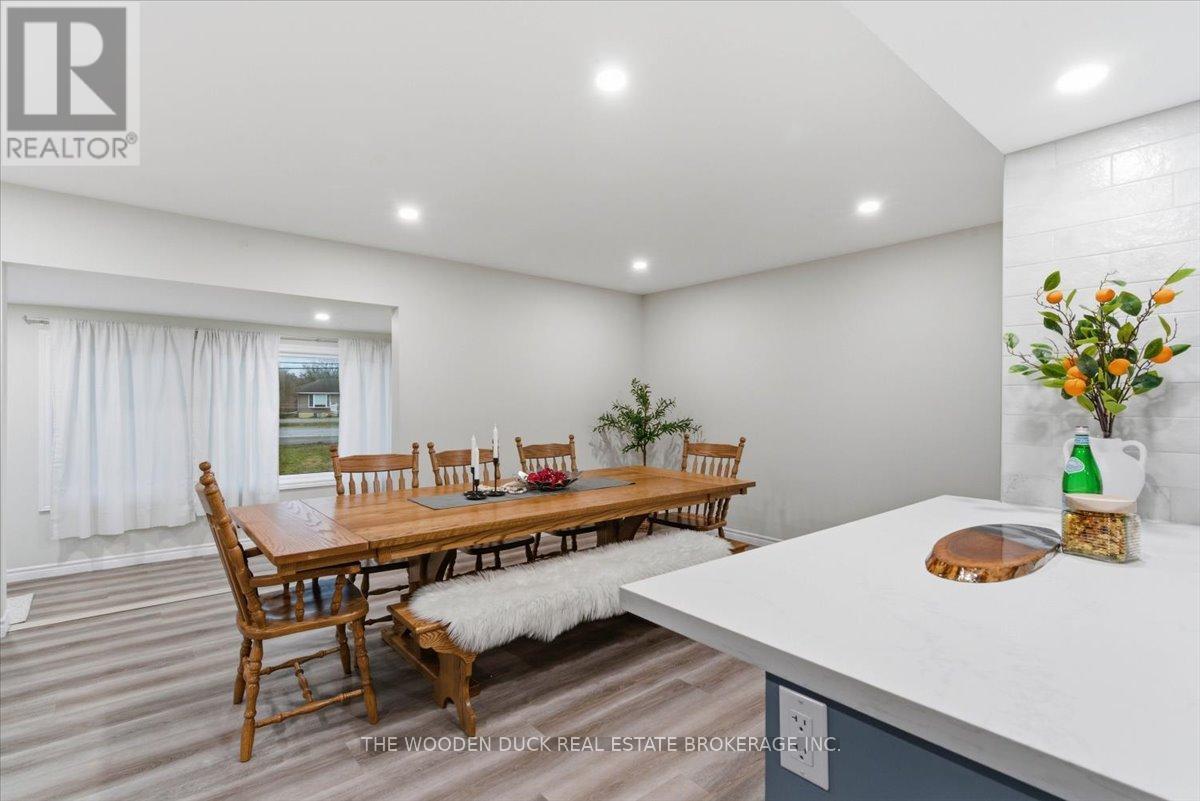 4329 Old Hwy 2 Highway, Belleville, Ontario  K8N 4Z4 - Photo 9 - X12945268