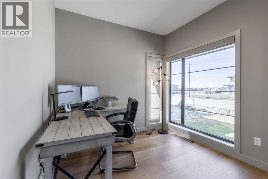 428 Canyon Ridge Circle W, Lethbridge, Alberta  T1K 8K3 - Photo 5 - A2296052