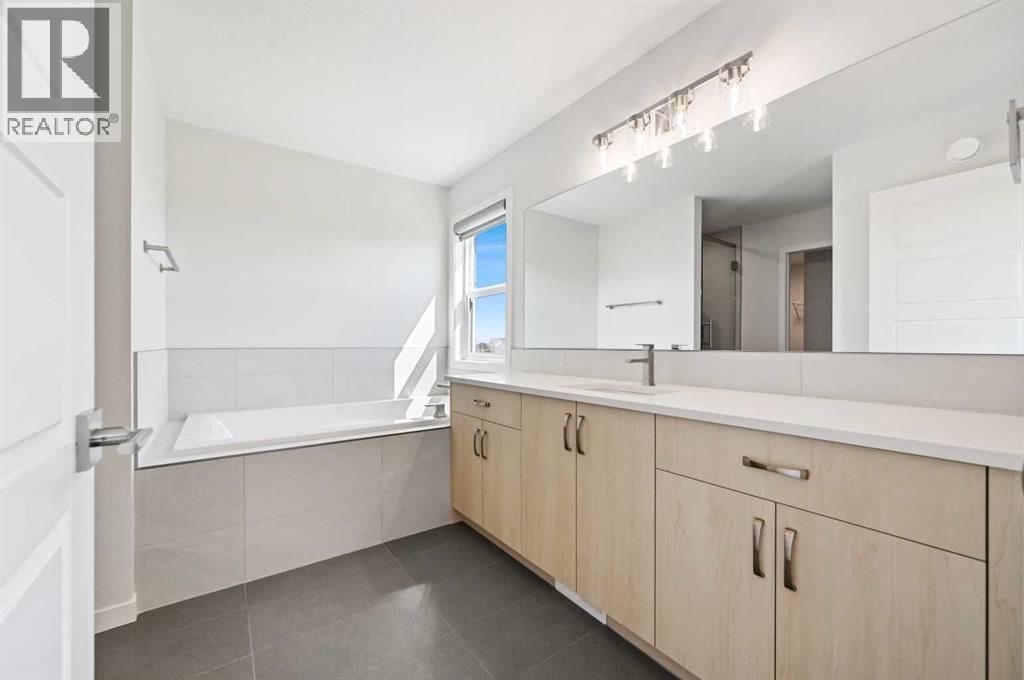 232 Belmont Park Sw, Calgary, Alberta  T2X 5T7 - Photo 30 - A2251792