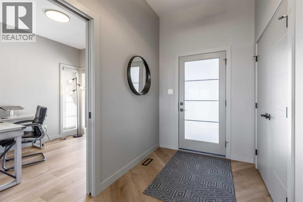 428 Canyon Ridge Circle W, Lethbridge, Alberta  T1K 8K3 - Photo 4 - A2296052