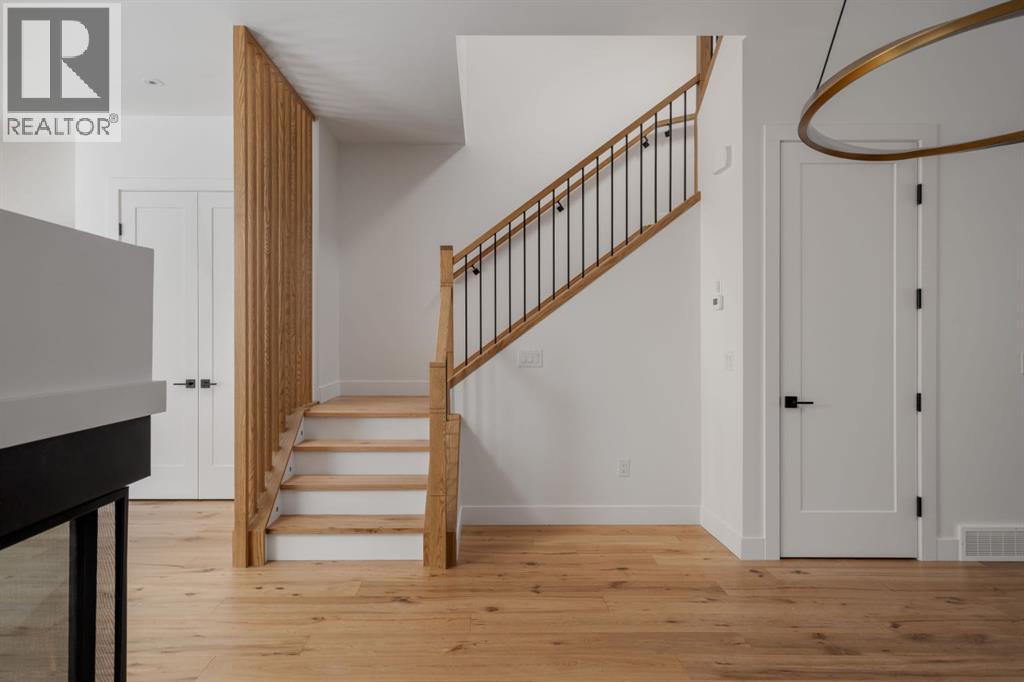 2229 36 Street Sw, Calgary, Alberta  T3E 2Z3 - Photo 4 - A2292912