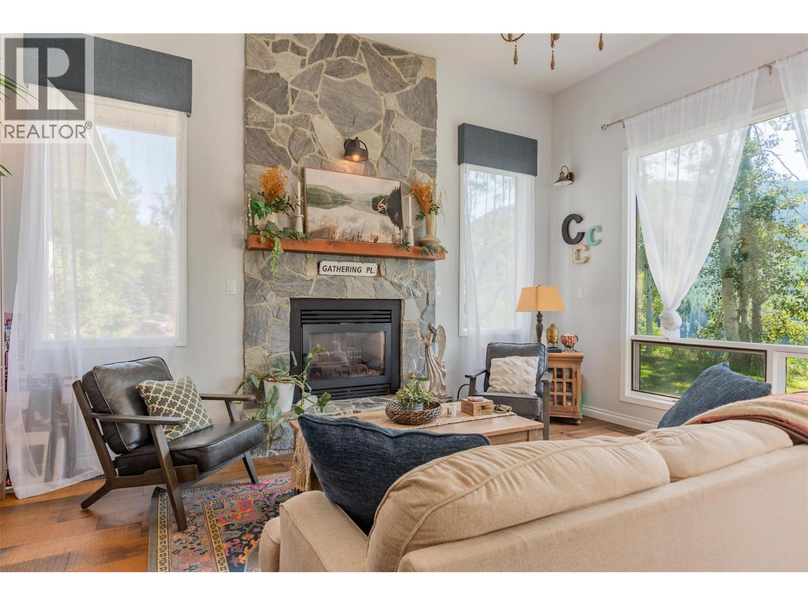 507 15th Avenue, Genelle, British Columbia  V0G 1G0 - Photo 10 - 10381402