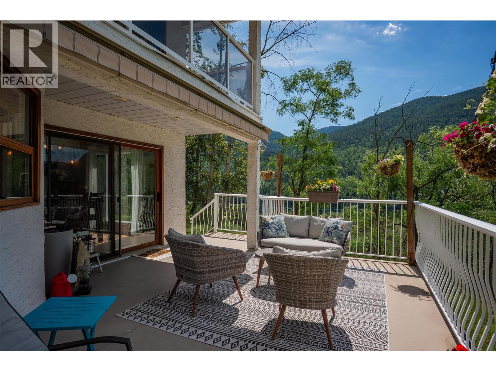 507 15th Avenue, Genelle, British Columbia  V0G 1G0 - Photo 51 - 10381402