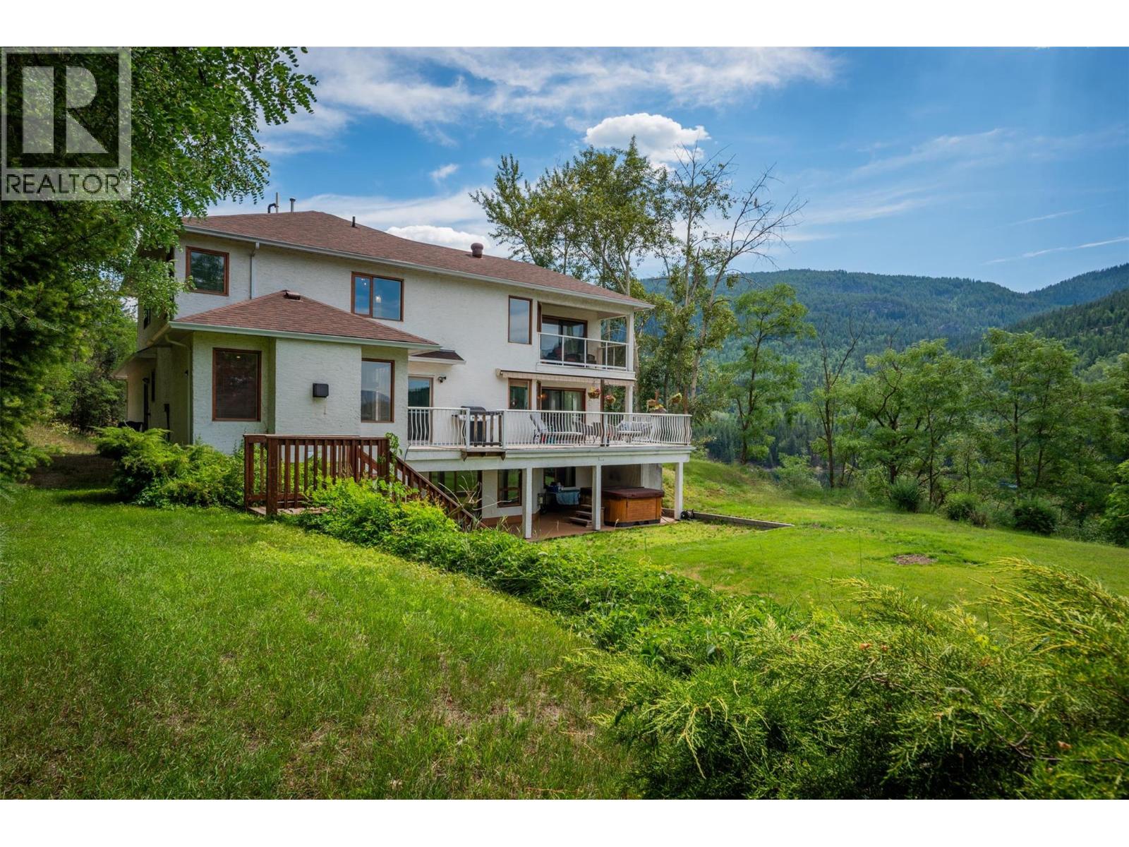 507 15th Avenue, Genelle, British Columbia  V0G 1G0 - Photo 60 - 10381402