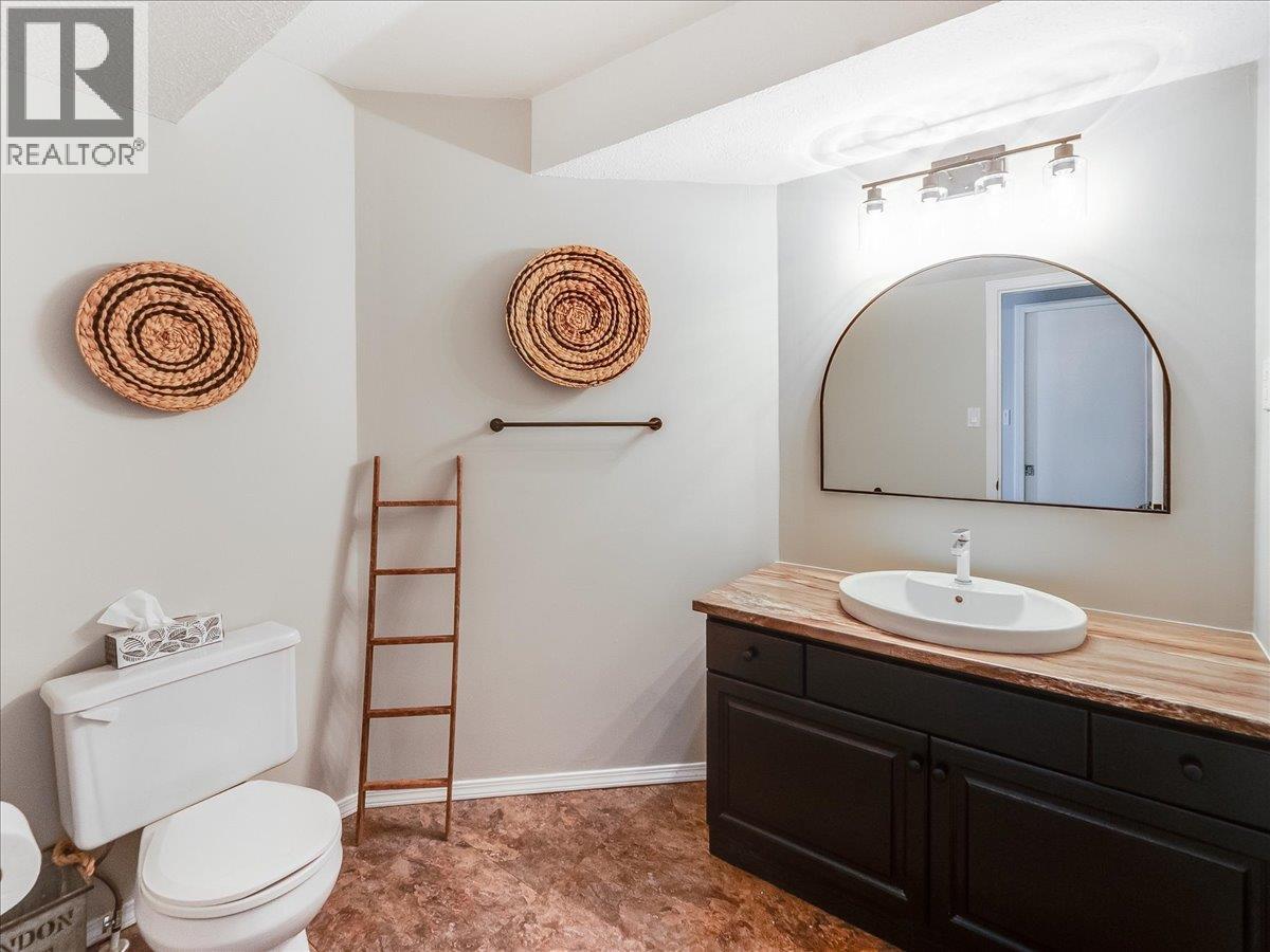 507 15th Avenue, Genelle, British Columbia  V0G 1G0 - Photo 33 - 10381402