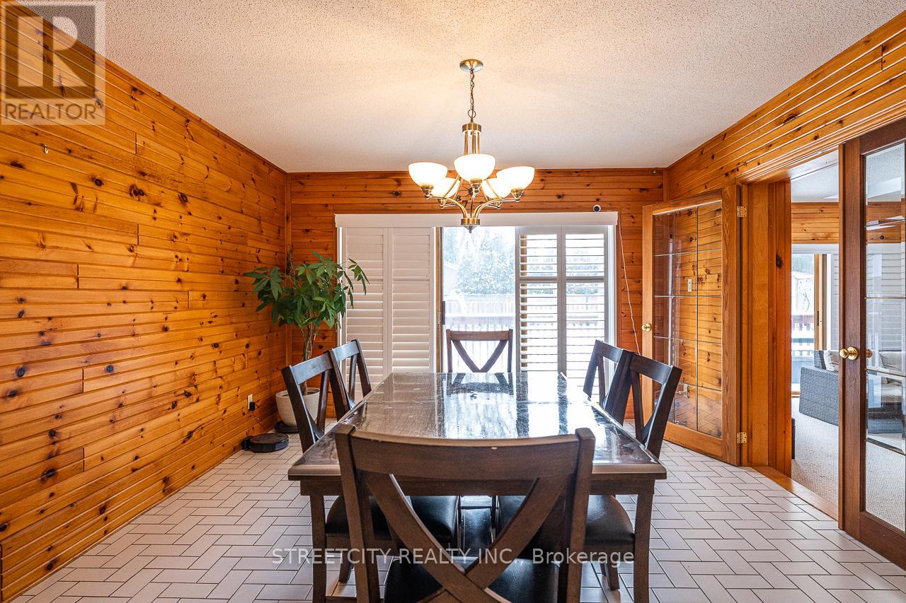 397 Grangeover Court, London North, Ontario  N6G 4K8 - Photo 17 - X12945158