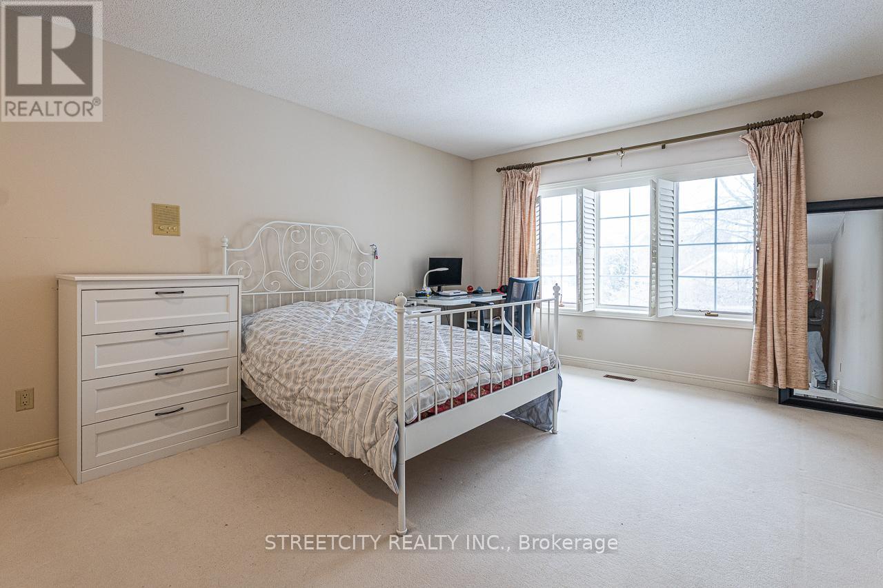 397 Grangeover Court, London North, Ontario  N6G 4K8 - Photo 30 - X12945158