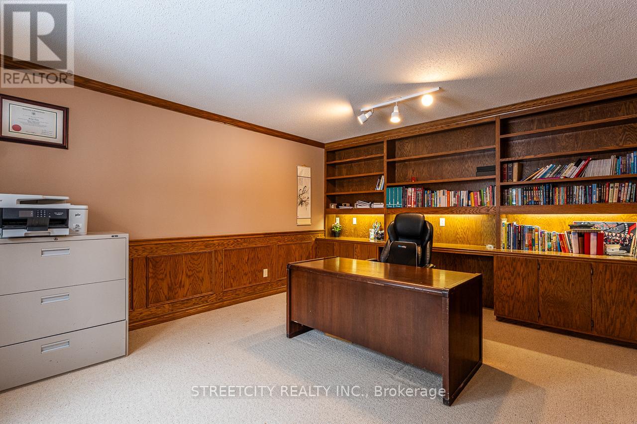 397 Grangeover Court, London North, Ontario  N6G 4K8 - Photo 6 - X12945158